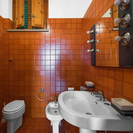 Il Villino Del Collezionista With Pool, Villa *