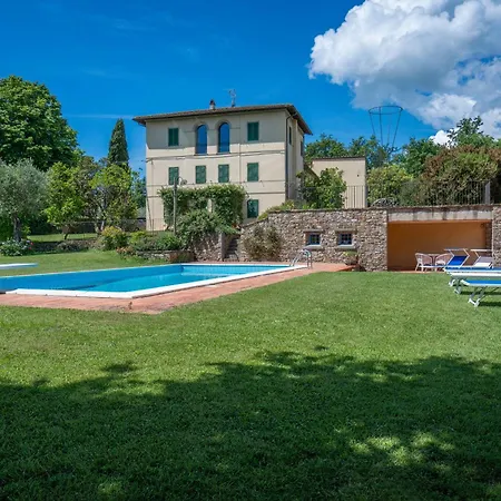 Villa Il Villino Del Collezionista With Pool, Pistoia